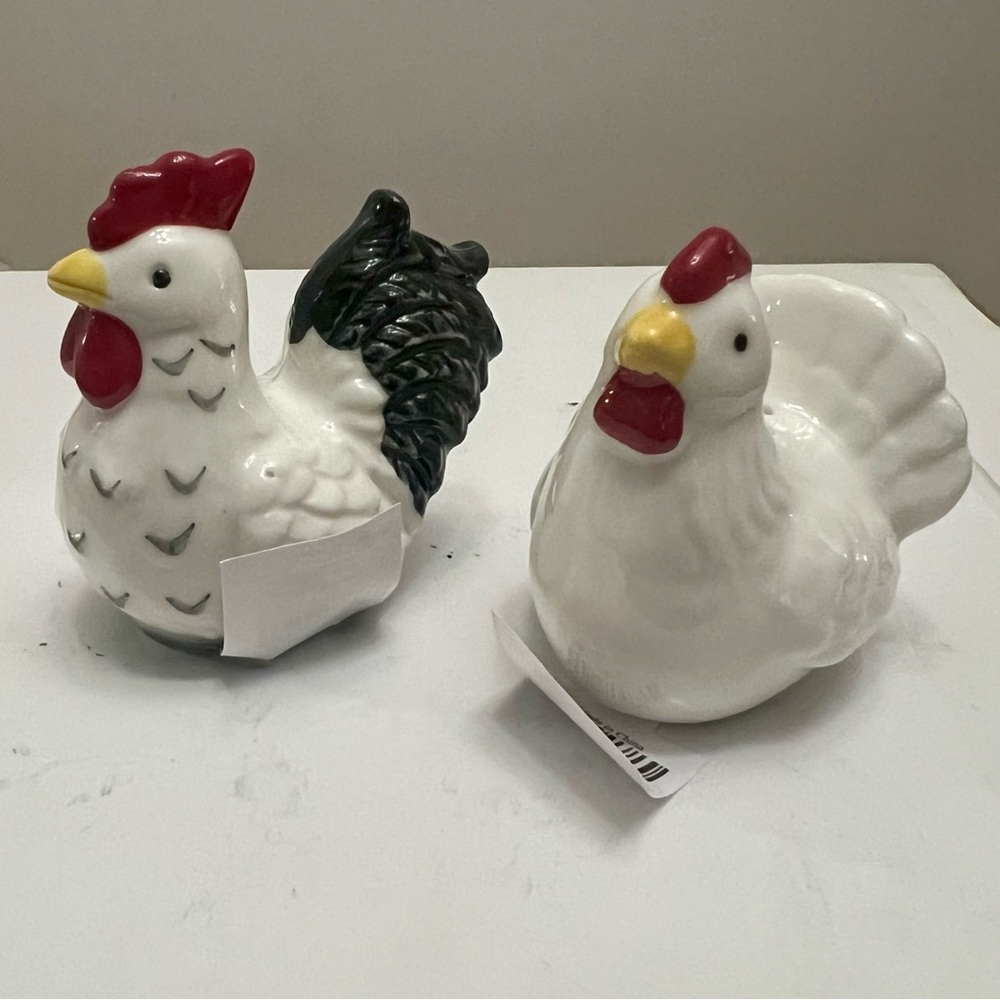 Cracker Barrel Chicken Hen And Rooster Salt And Pepper Shaker Set 2026 Country